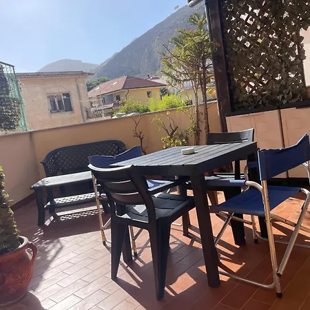 Mondello Stesicoro דירה *